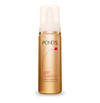 Ponds Gold Radiance Boosting Cleansing Mousse Cleansing